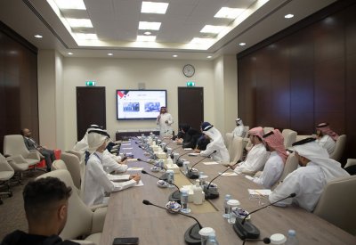 أمانة النواب تستقبل وفداً طلابياً من الجامعة الخليجية
