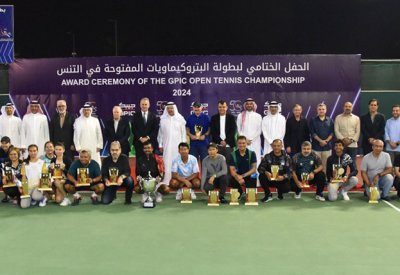 العباسي والمقلة يتوجان إلياس عبد الرضا بكأس بطولة البتروكيماويات للتنس