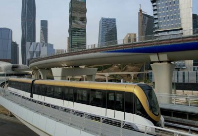 قطار الرياض يبدأ استقبال ركابه