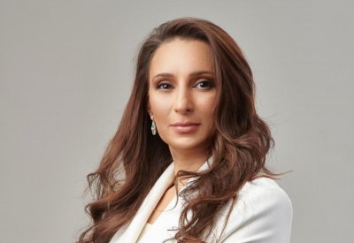 الرئيس التنفيذي لبنك البحرين للتنمية تحتفي بالإرث القيادي للمرأة البحرينية