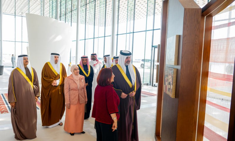 جلالة الملك المعظم ينيب سمو الشيخ عبدالله بن حمد لحضور الاحتفال بيوم المرأة البحرينية