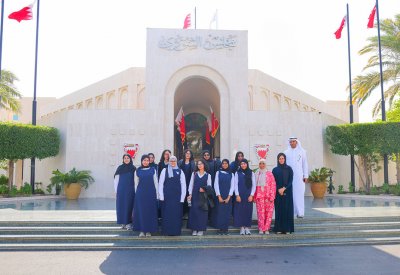 "أمانة الشورى" تستقبل طالبات مدرسة الاستقلال الثانوية للبنات