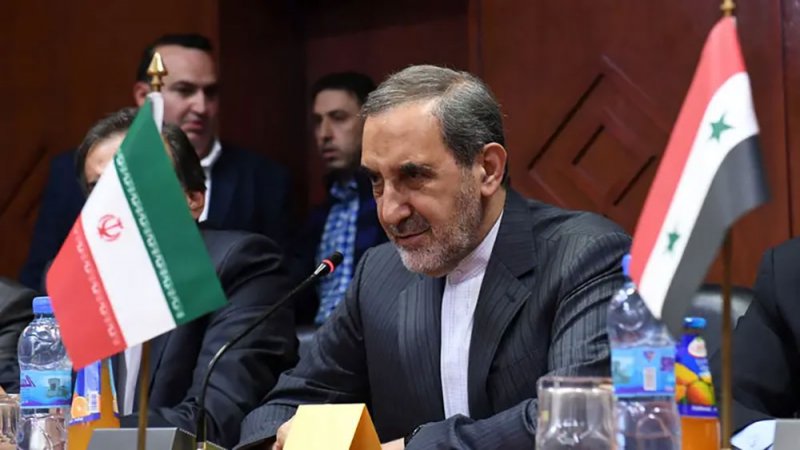 مستشار خامنئي: أميركا وإسرائيل أعدتا لسوريا مصير ليبيا.. وهذه نصيحتي لترامب