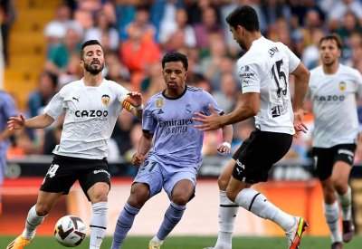 الإعلان عن موعد مباراة ريال مدريد وفالنسيا المؤجلة