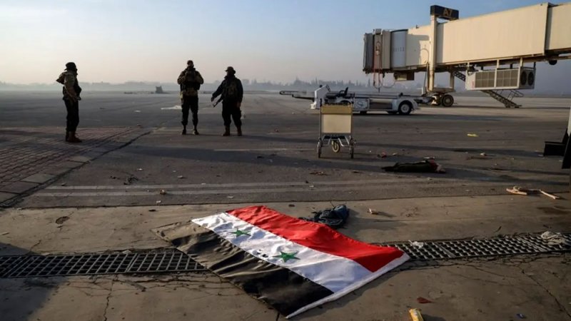 مع تقدم الفصائل.. إسرائيل تقصف الحدود بين سوريا ولبنان