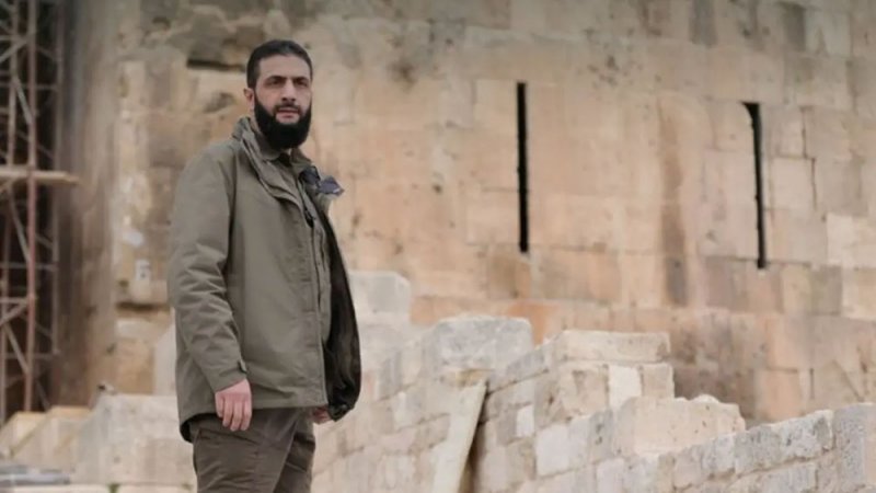 صور ترصد.. هكذا تبدّل الجولاني حتى وصل "سي أن أن"