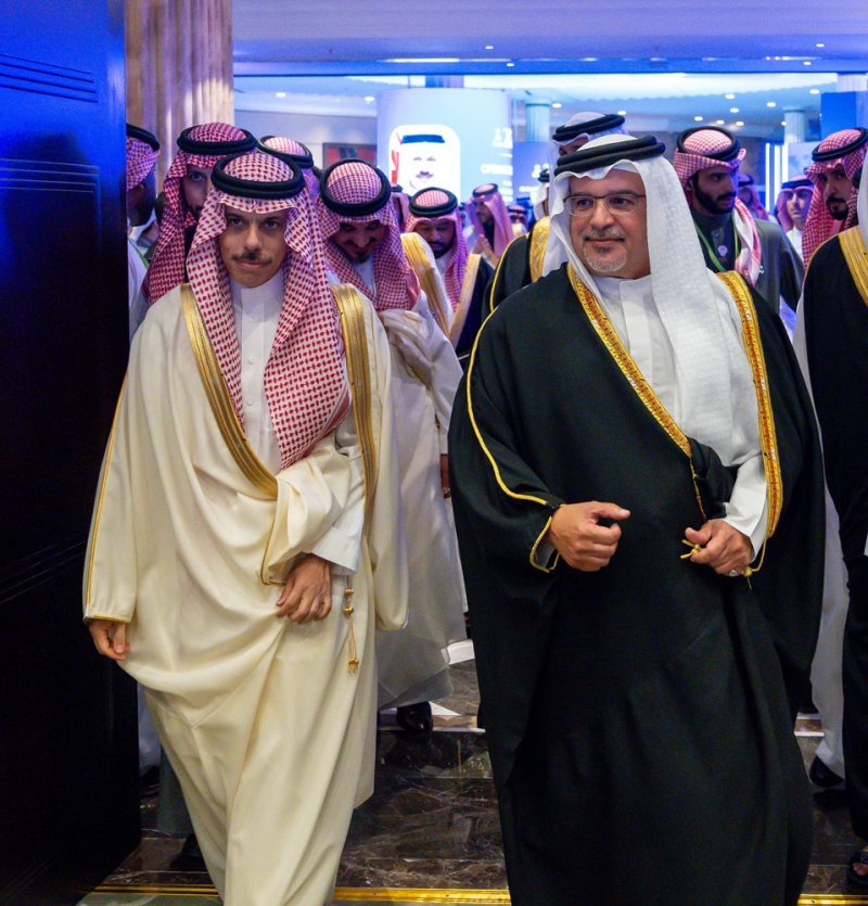 البحرين بقيادة جلالة الملك المعظم القائد الأعلى للقوات المسلحة حريصة على مواصلة جهودها الداعمة لمختلف المساعي التي ترفد مسارات الأمن والسلام والنماء