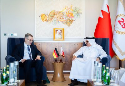 بحث علاقات الصداقة الوثيقة مع ألمانيا