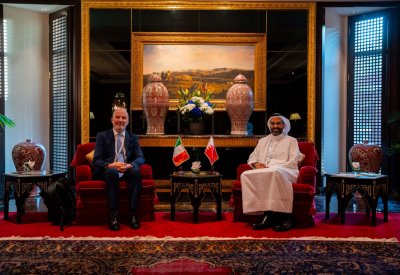 مدير عام العلاقات الثنائية بوزارة الخارجية يجتمع مع مدير عام الشؤون السياسية بوزارة خارجية إيرلندا