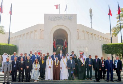 الصالح: البحرين تدعم الجهود البرلمانية في صوغ رؤى مشتركة تعزز الاستقرار
