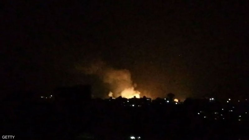 لعدم وقوعها بأيدي المسلحين.. إسرائيل تعلن قصف هذه الأهداف