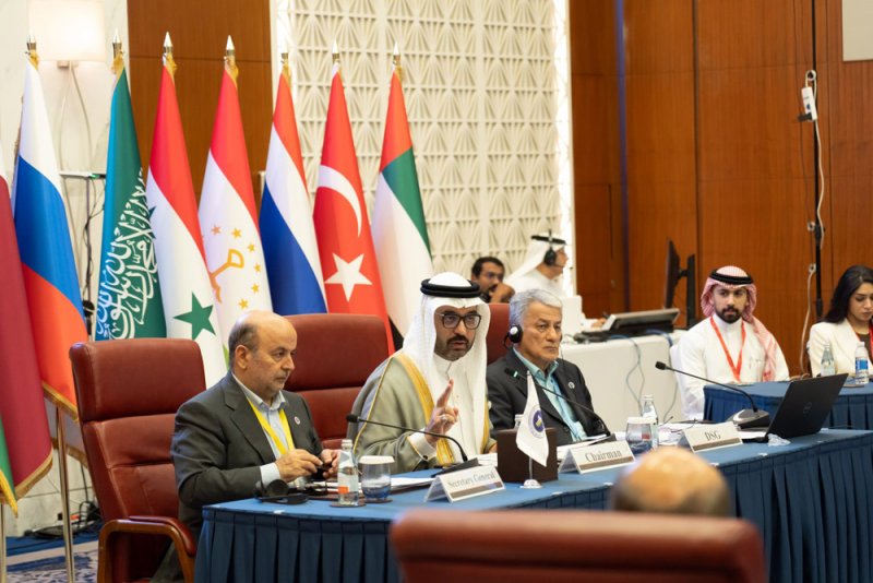 "وفد الشعبة البرلمانية" يشارك في اجتماع اللجنة المعنية بالشؤون الاقتصادية والتنمية المستدامة