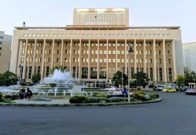 بعد تعرضه للسرقة.. الخزائن الرئيسية لمصرف سوريا المركزي آمنة