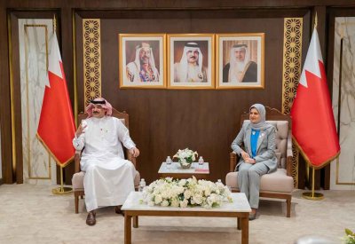 الأمانتان العامتان بالنواب و الشورى تكرمان رجال أمن وحرس المجلسين