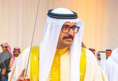 سمو محافظ الجنوبية يشهد فعاليات العرضة البحرينية في احتفال أهالي منطقة الزلاق