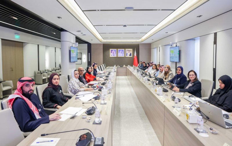 خدمات الشورى" تبحث قانونًا يهدف إلى تعزيز توافر الأدوية بمملكة البحرين