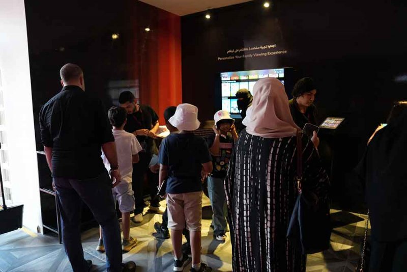 إقبال غير مسبوق يدفع نتفليكس لتمديد فعاليتها في جدة يومين إضافيين