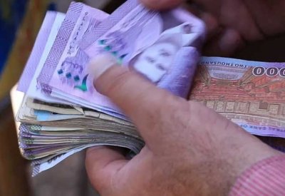 رويترز: الليرة السورية ترتفع مقابل الدولار