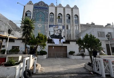إيران تحدد "شرطها" لإعادة فتح سفارتها في دمشق