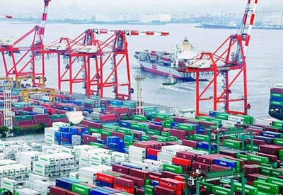 صادرات اليابان ترتفع 3.8 بالمئة على أساس سنوي