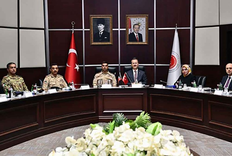 الكويت وتركيا تبحثان التعاون في مجالات الصناعات الدفاعية والتكنولوجية