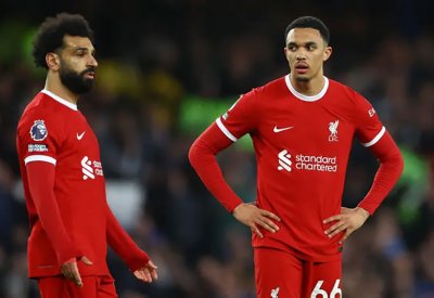 تطور جديد.. ليفربول يُضحي بألكسندر أرنولد لإرضاء صلاح