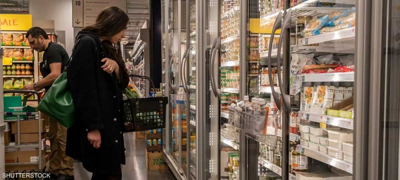 أميركا.. إنفاق المستهلكين يرتفع في نوفمبر والتضخم يتراجع