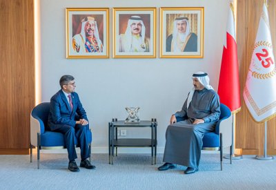 وزير "المواصلات" يستقبل سفير نيبال لدى البحرين