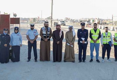 حملة توعوية مشتركة للتأكد من استيفاء المحال التجارية في البر لاشتراطات السلامة والصحة