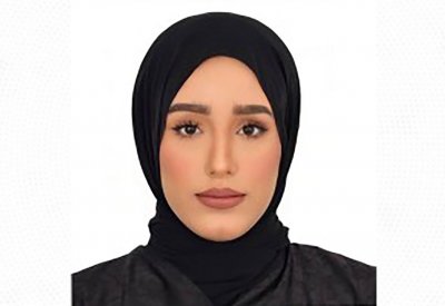 الحبس شهرين للراقصة من سقف السيارة