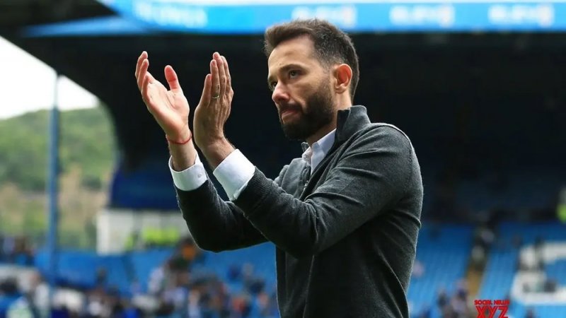الشاب الإسباني كوربيران يتولى تدريب فالنسيا