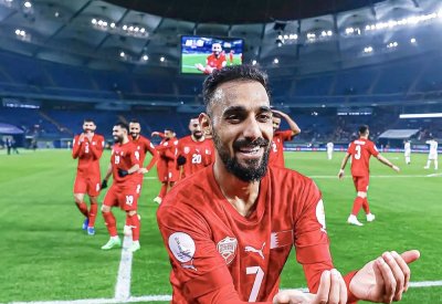 مدن يحتفل على طريقة بيبيتو