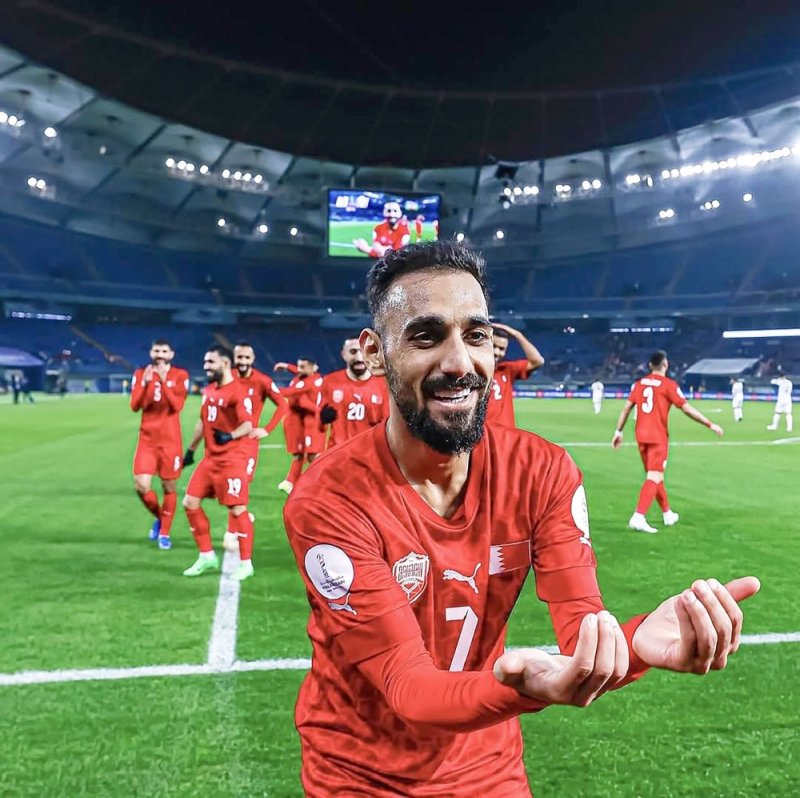مدن يحتفل على طريقة بيبيتو