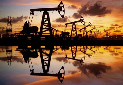 ارتفاع إنتاج النفط الأمريكي إلى مستوى قياسي جديد