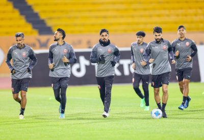 "الأحمر" يستعد لمواجهة الكويت في نصف نهائي "خليجي 26" 