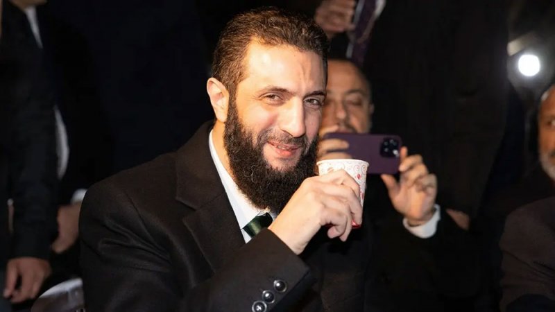 ما لا تعرفه عن حياة الشرع الخاصة.. وطبقه المفضل!