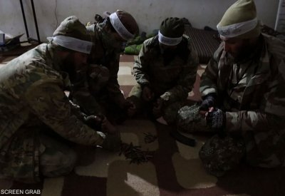 سوريا "الجديدة".. جدل بشأن منح رتب عسكرية لأجانب