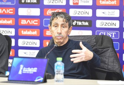 مدرب المنتخب العماني: الأوراق مفتوحة وكلا المنتخبين يعرفان بعضهما