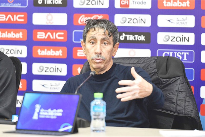 مدرب المنتخب العماني: الأوراق مفتوحة وكلا المنتخبين يعرفان بعضهما
