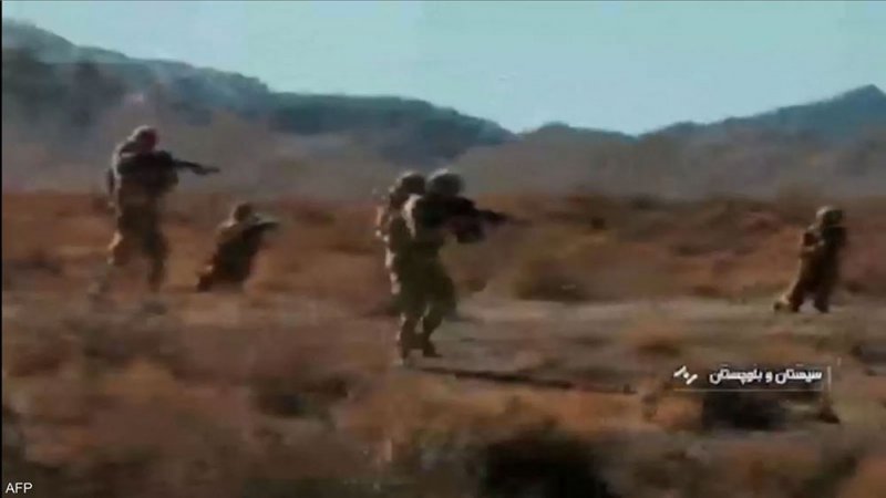 تركز على "الرد السريع".. إيران تبدأ مناورات قرب حدود العراق