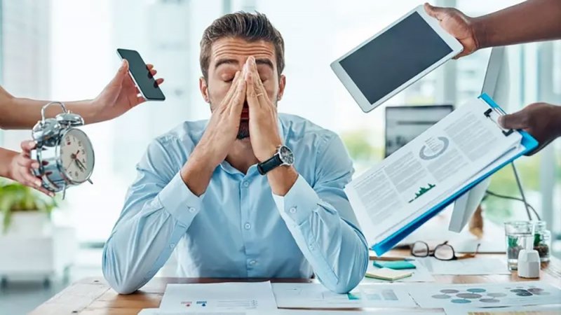 نصف الموظفين في هذه الدولة يفتقرون إلى الحافز في العمل