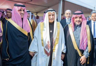 مواصلة مساعي الارتقاء بالبنية التحتية لمواكبة النمو المتسارع وتلبية متطلبات النقل البري الآمن والمستدام