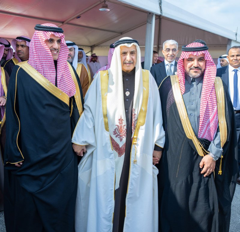 مواصلة مساعي الارتقاء بالبنية التحتية لمواكبة النمو المتسارع وتلبية متطلبات النقل البري الآمن والمستدام
