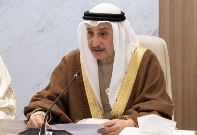 فريق حكومي برئاسة نائب رئيس مجلس الوزراء يطلع رئيس مجلس النواب وأعضاء هيئة المكتب على مستجدات تنفيذ برنامج الحكومة