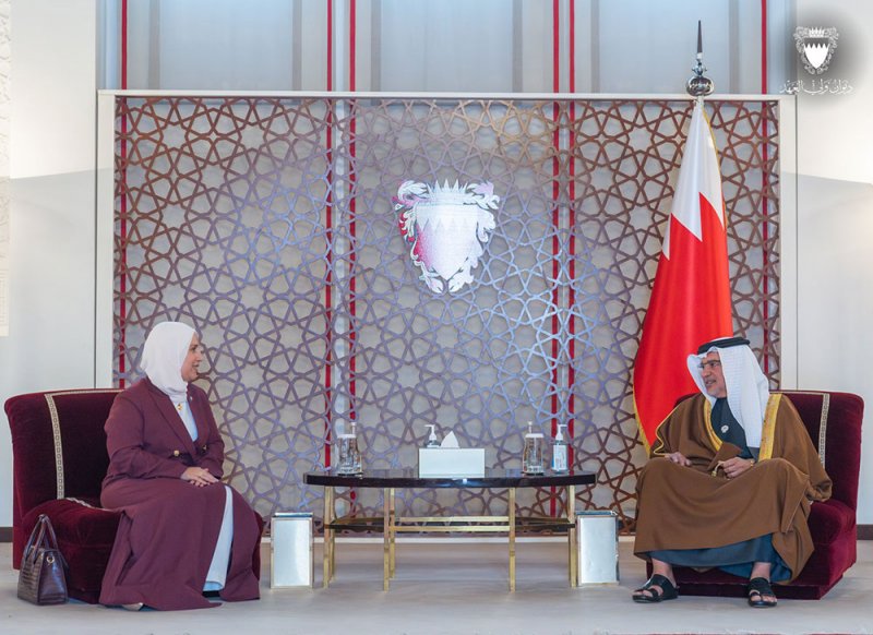 سمو ولي العهد رئيس مجلس الوزراء يؤكد حرص مملكة البحرين على مواصلة تطوير القطاع الصحي