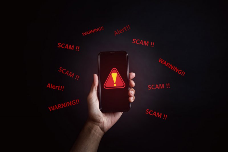 شركة دلمون للدواجن تحذر من الحسابات الوهمية والنصب عبر الإنترنت