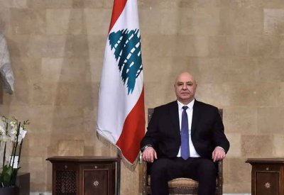 الرئيس اللبناني يصر على انسحاب إسرائيل الكامل من لبنان