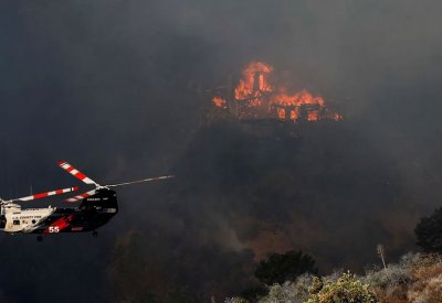 بايدن: إعادة إعمار لوس أنجلوس ستكلف عشرات مليارات الدولارات