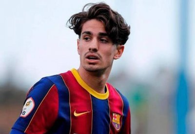الخلود يعلق آماله على "ساحر برشلونة" أمام أهلي جدة
