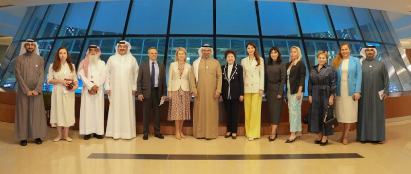 وزير الصناعة والتجارة يجتمع بنائب وزير الصناعة والتجارة الروسية 